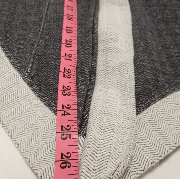 Puma Sweater Size Medium‎ - Picture 7 of 8